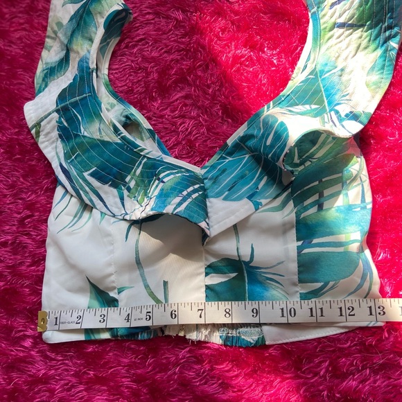 Two Piece Skirt Set with Ruffles Size Small - Picture 15 of 16